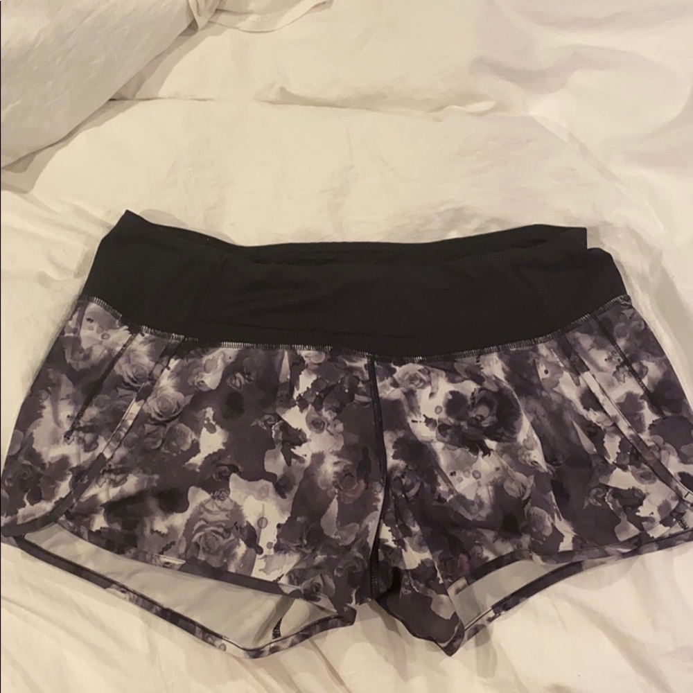 LULULEMON speed up shorts